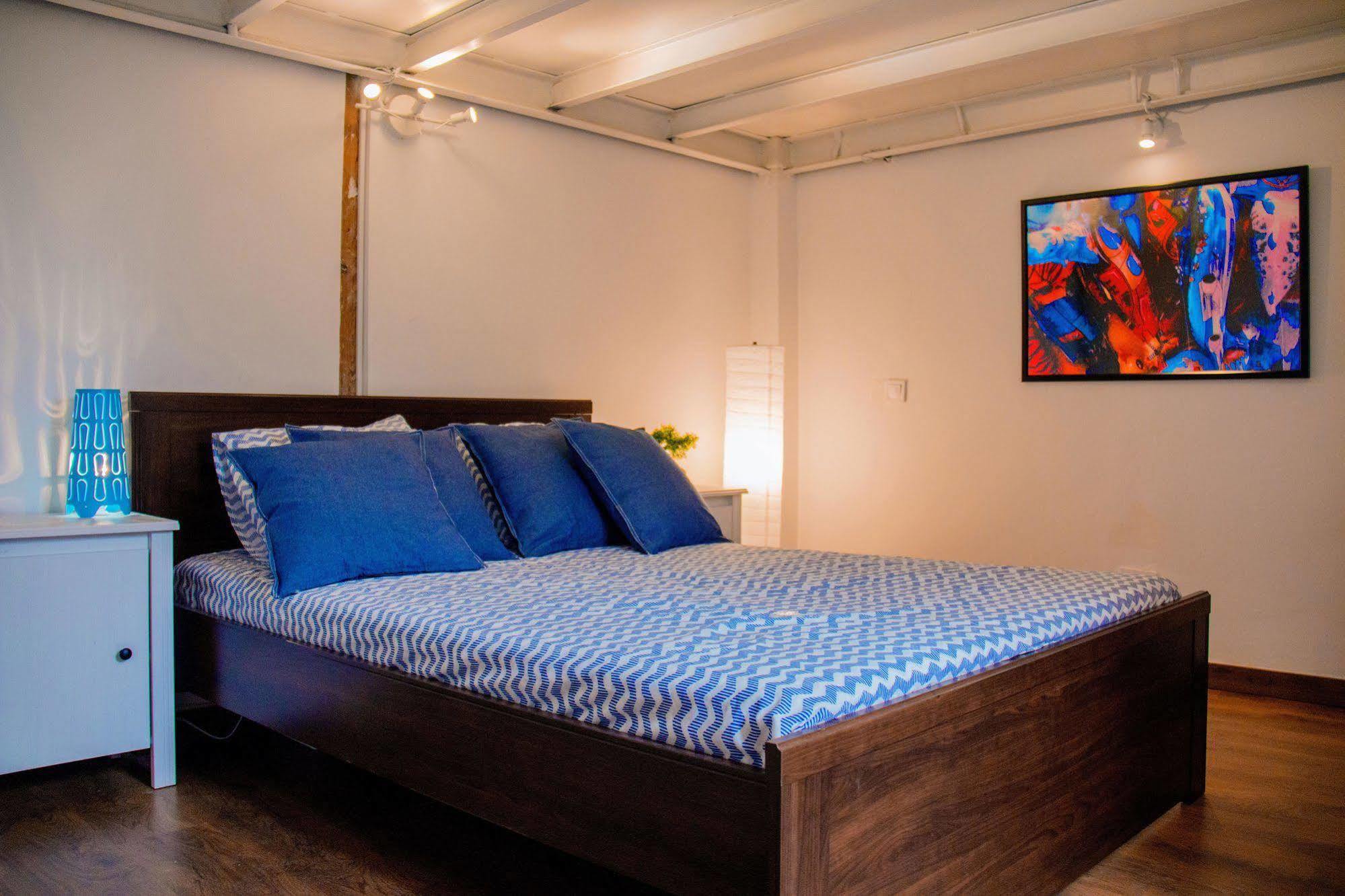 Lollipop Flats City Centre Suite Madrid Exteriör bild