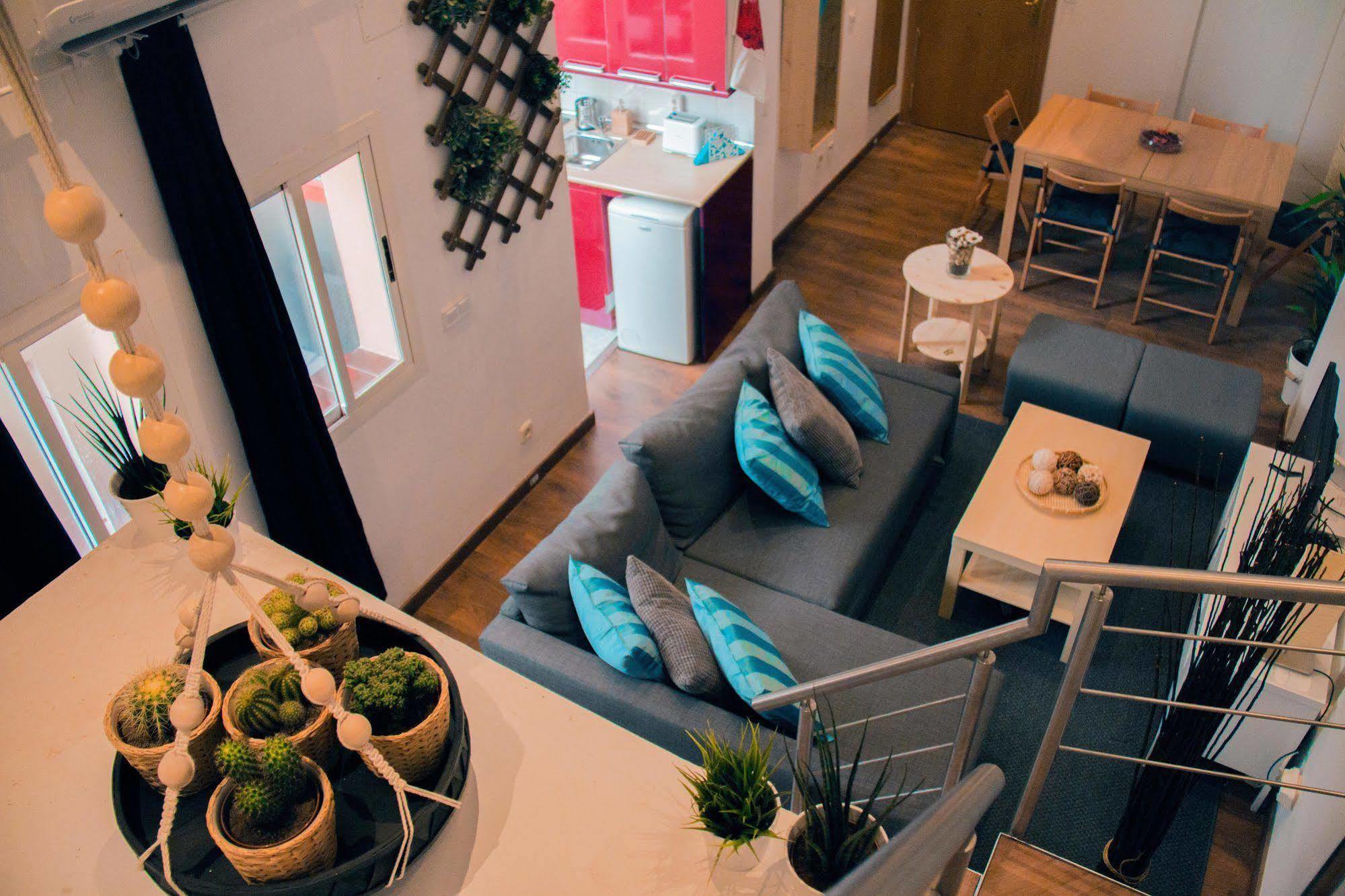 Lollipop Flats City Centre Suite Madrid Exteriör bild